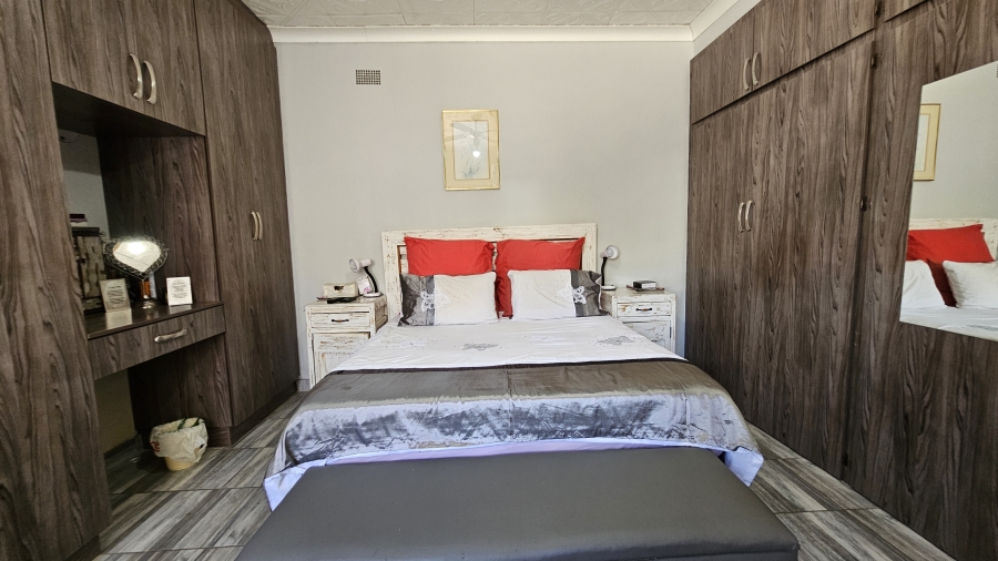 4 Bedroom Property for Sale in Hadison Park Northern Cape